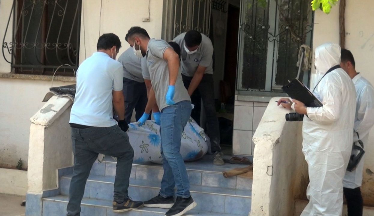 Yalnız yaşadığı evinde ölü bulundu