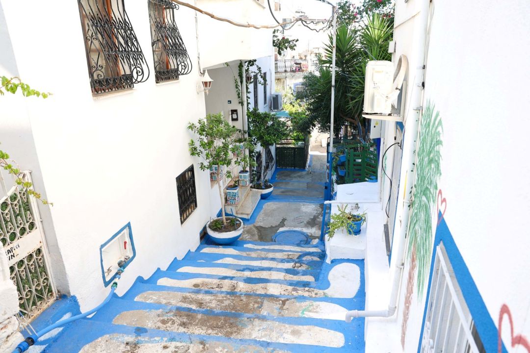 Bodrum sokakları mavi ve beyaza boyanıyor