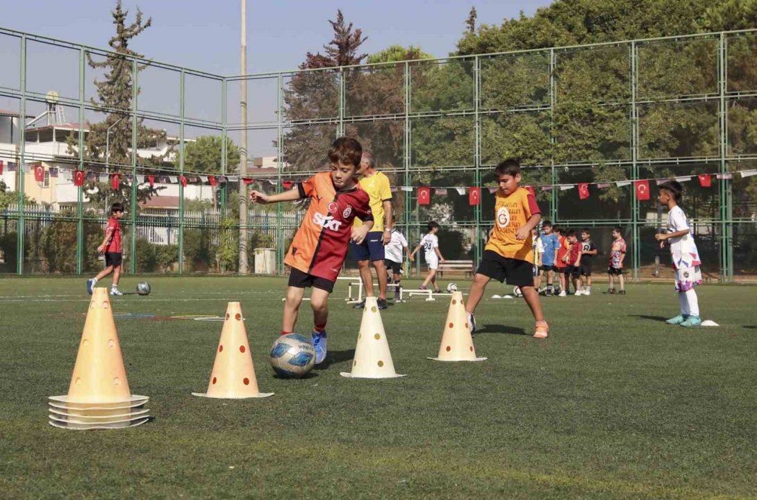 Mersin’de yıl boyu ücretsiz futbol kursu