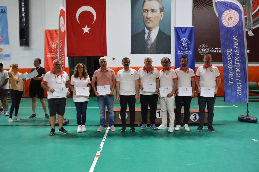 Köyceğiz’de Zafer Kupası Floor Curling turnuvası tamamlandı