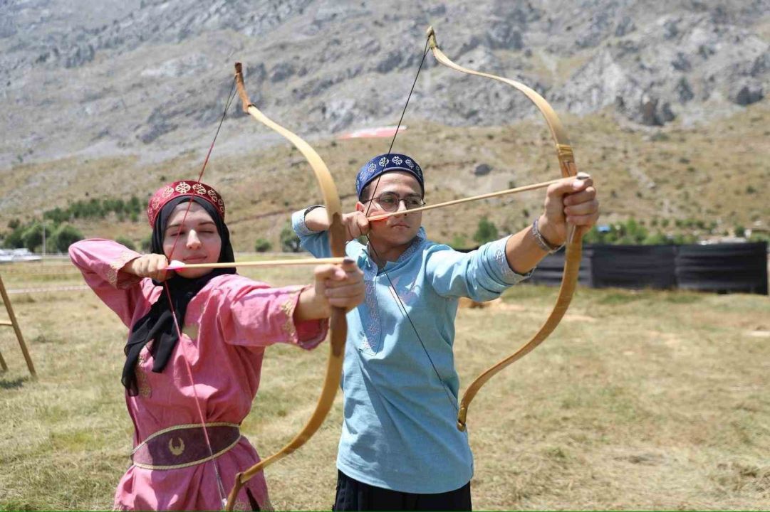 Alanya Gökbel’de spor, kültür ve dostluk bir arada