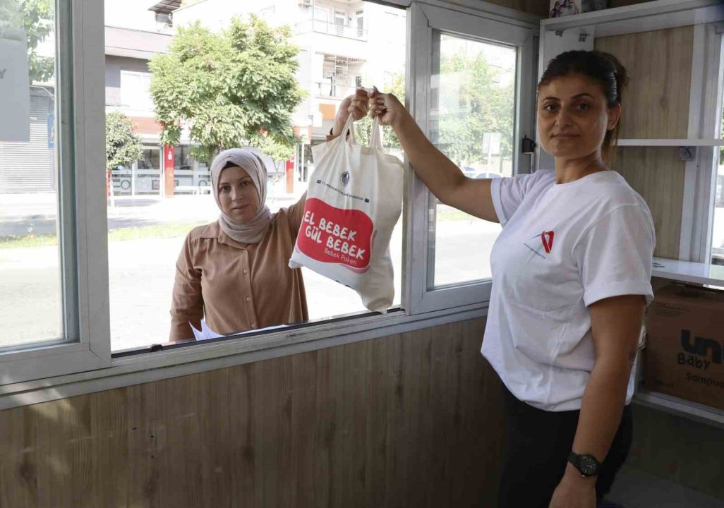Mersin’de ’El Bebek Gül Bebek’ projesi ile ailelere 53 bin 113 paket destek sağlandı