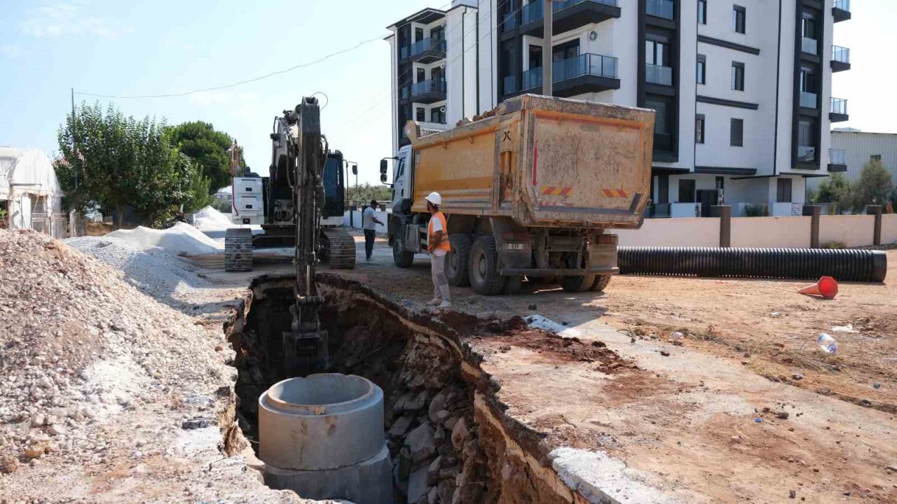28 mahallede altyapı seferberliği: Antalya çağ atlıyor