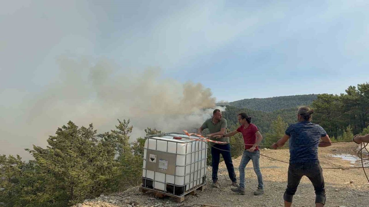 Alev savaşçılarına kadınlardan ‘pişi’ desteği