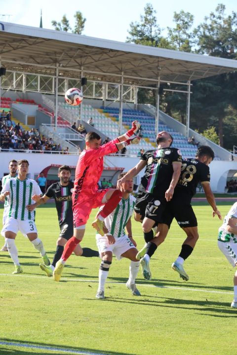Ziraat Türkiye Kupası: Isparta 32 Spor: 4  - Kırşehir Futbol Spor Kulübü: 0