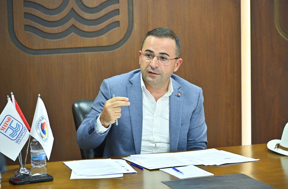 'Manavgat ekonomisini çeşitlendirmek için çaba gösteriyoruz'