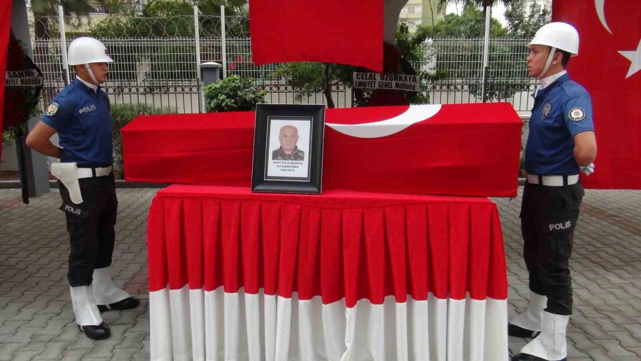 Özel Harekat polisi, silah kazası sonucu şehit oldu: Babası da 2018’de şehit olmuş