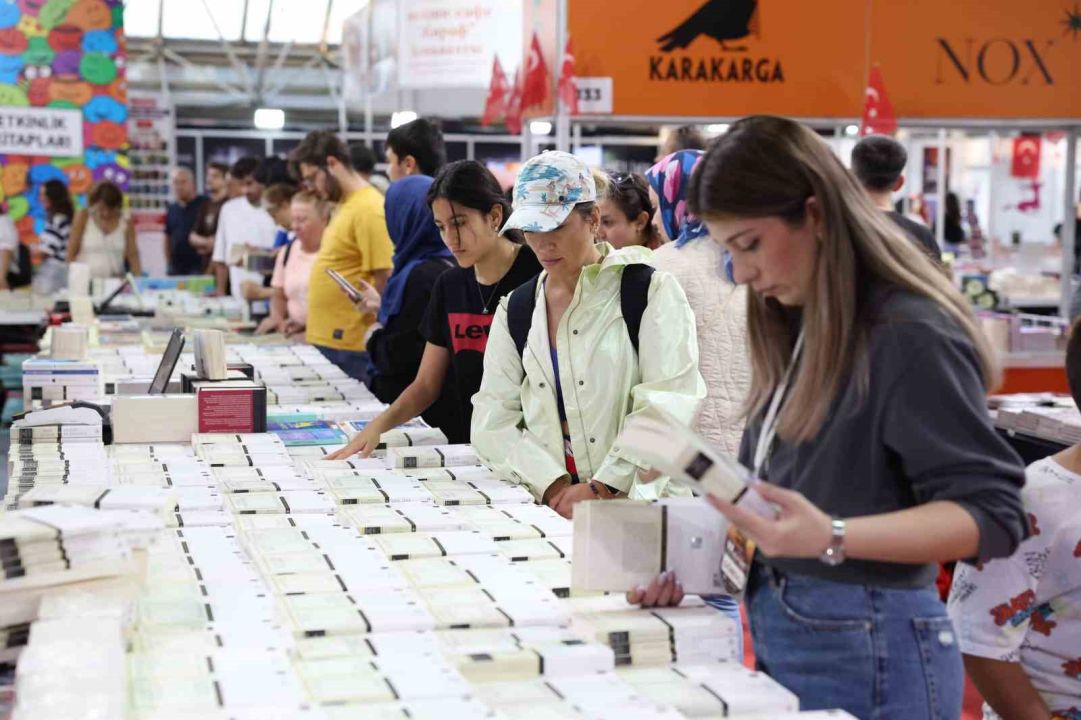 15. Antalya Kitap Fuarı 3 Ekim’de başlıyor
