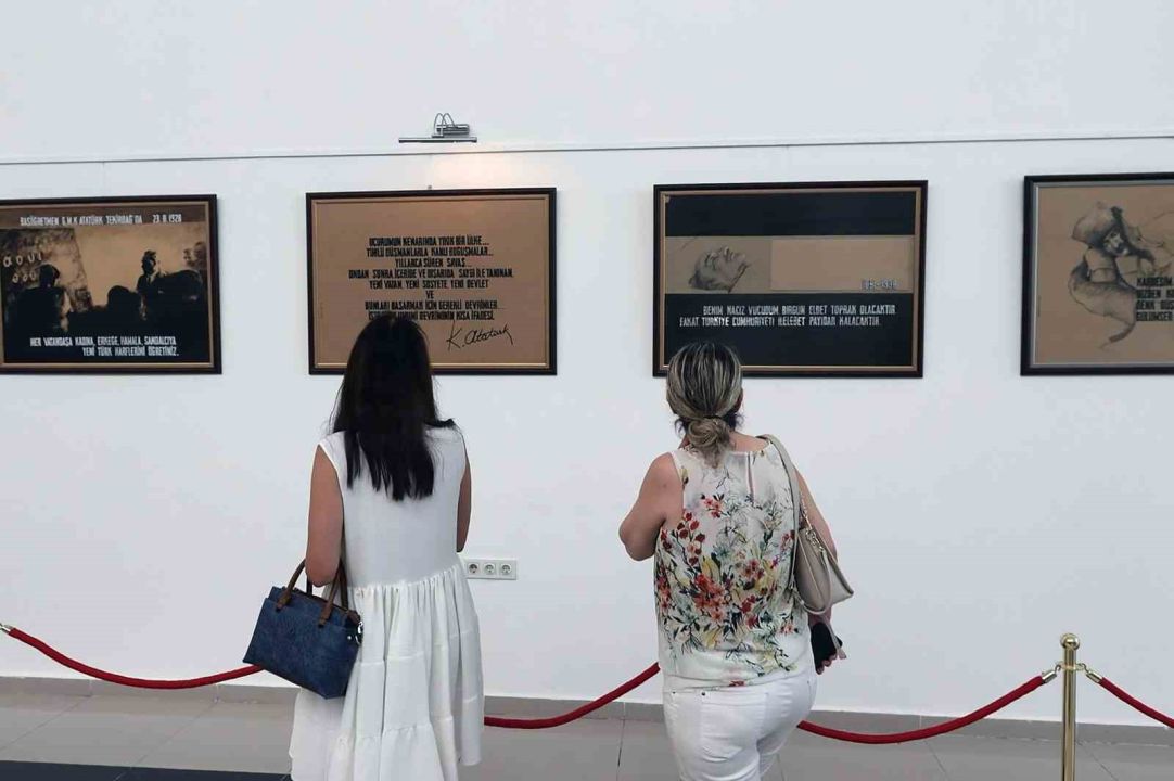 Gazi Mustafa Kemal Atatürk Sergisi sanatseverlerle buluştu