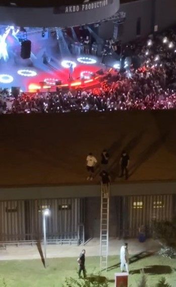 Özel güvenlik görevlileri, konseri kaçak izleyen genci çatıdan aşağı attı