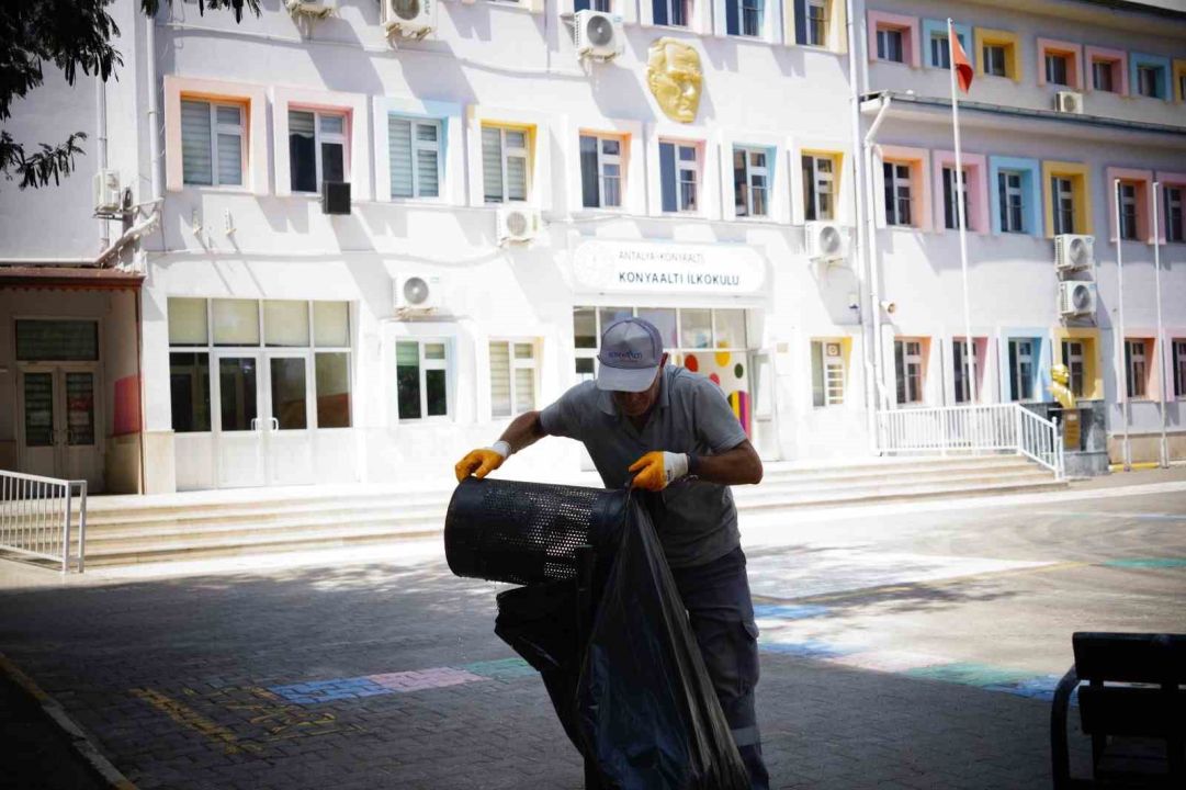 Konyaaltı’nda okullar yeni döneme hazır