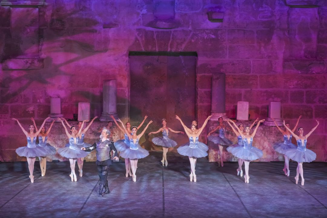 Aspendos'ta Don Kişot gecesi