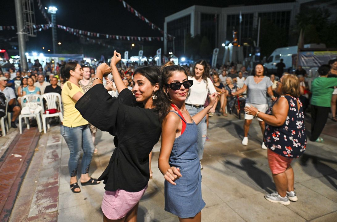 Neşet Ertaş’ın türküleri seslendirildi