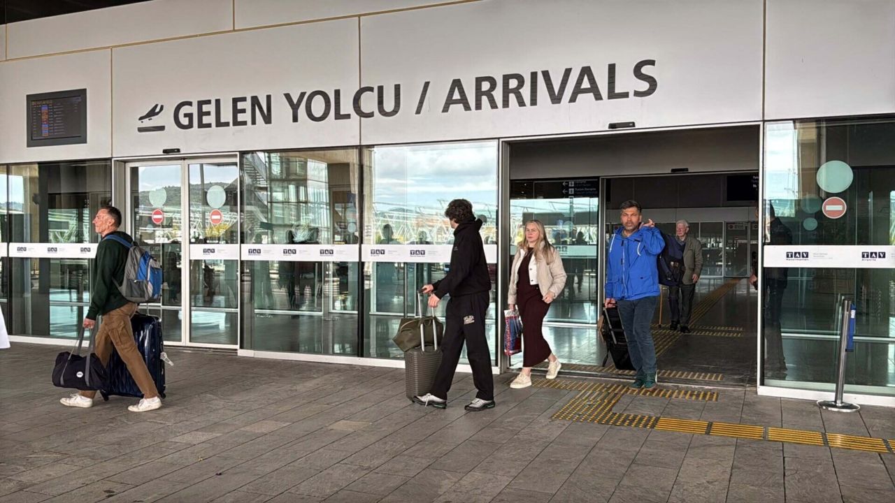 Bodrum'a 10 ayda deniz ve havadan 1 milyonu aşkın turist geldi