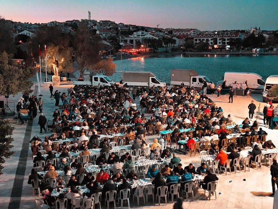 Datça’da 600 kişilik iftar sofrası kuruldu