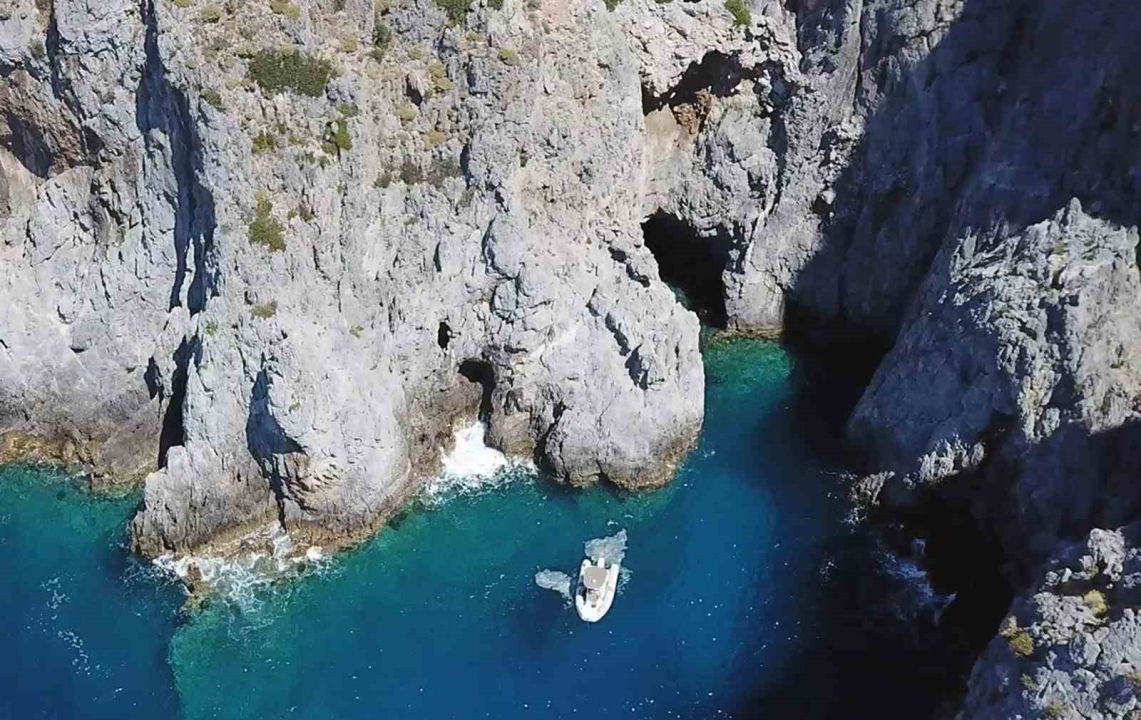 Akdeniz keşiş foku yaşam alanlarına insan baskısı