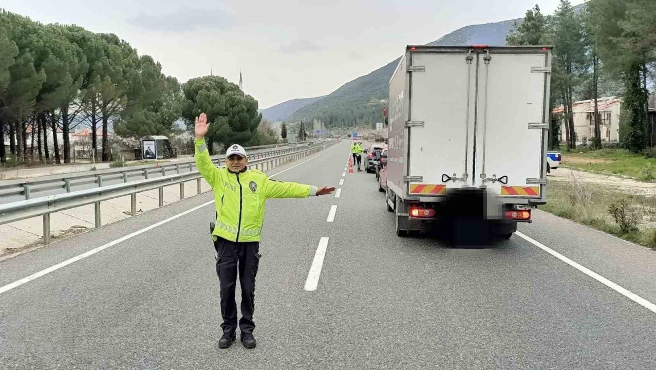 Emniyet’in ‘Uçan Göz’ü havadan denetim yaptı