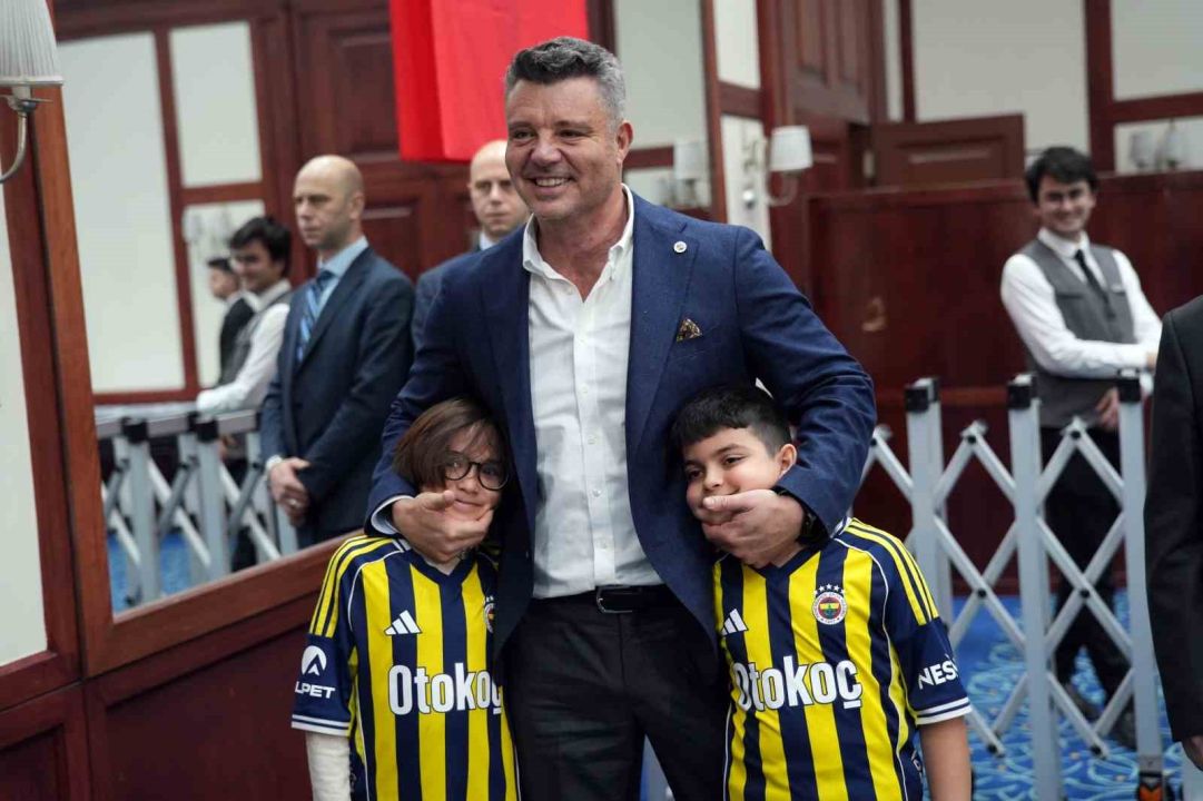 Sadettin Saran: "İnşallah çok daha fazla kupalar alacağız"