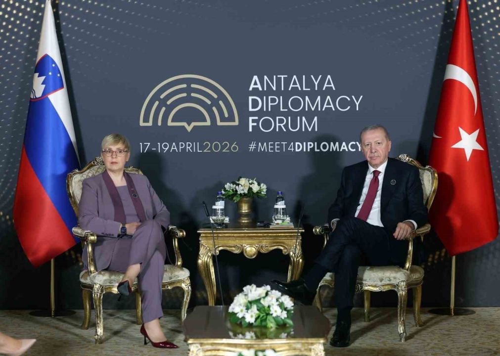 Cumhurbaşkanı Erdoğan Slovenya Cumhurbaşkanı Natasa Pirc Musar ile görüştü