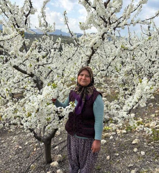 57 yaşında sosyal medya fenomeni oldu: Yörük kadınının kamera hayali gerçeğe dönüştü