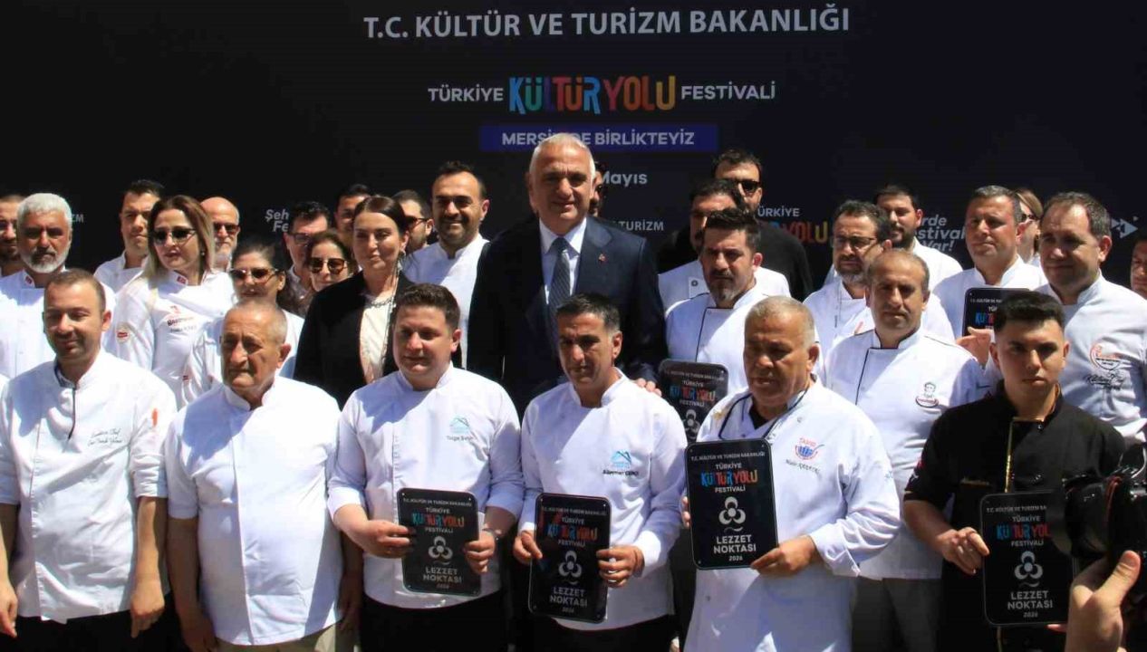 Bakan Ersoy: "Mersin, yaşayan bir kültür hazinesidir"