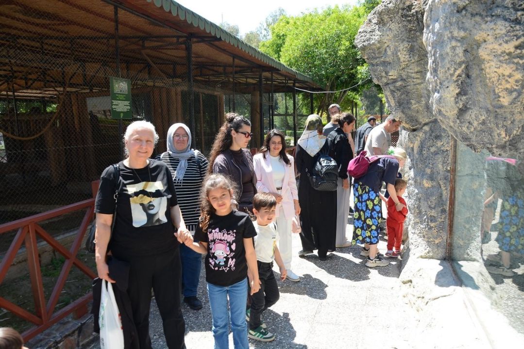 Mersin’de şehit annelerine özel program