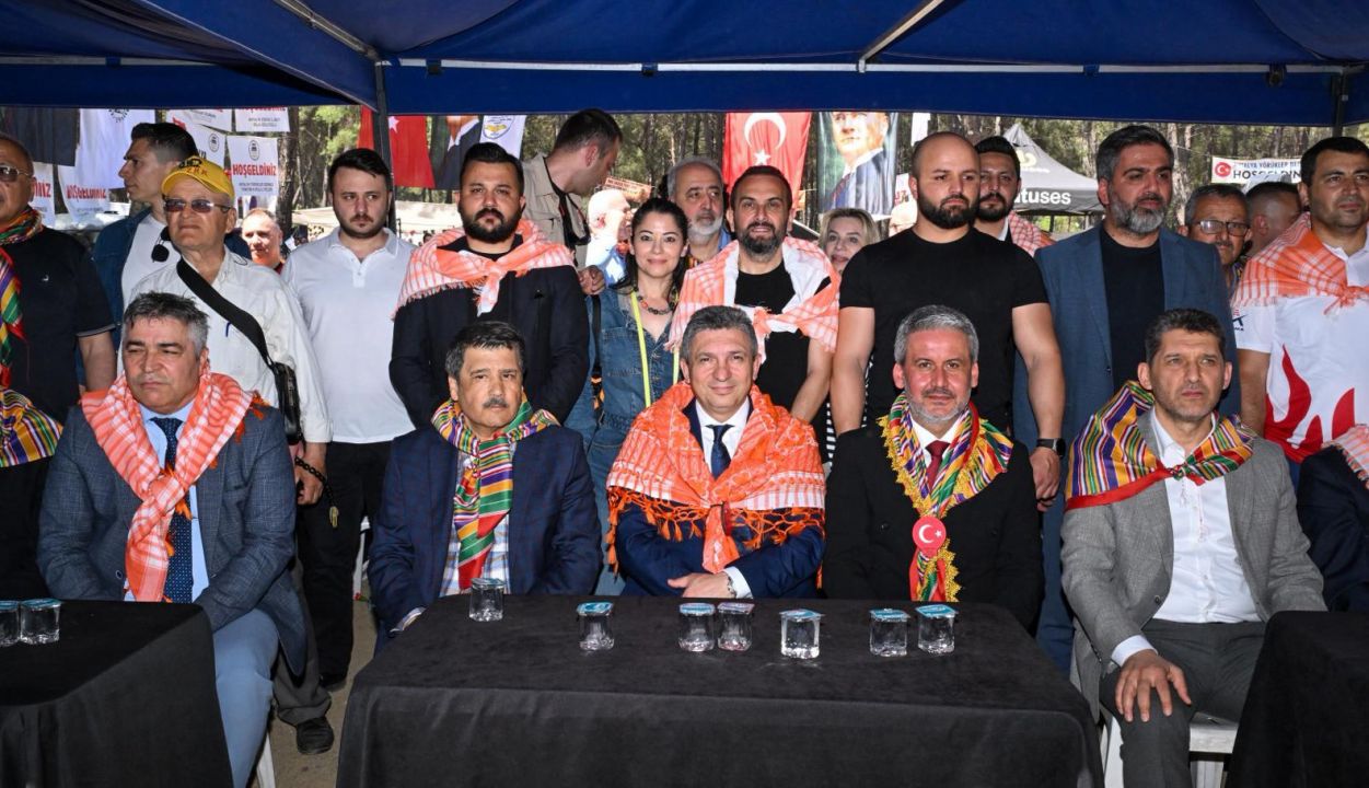 28. Yörük Türkmen Toyu Antalya'da başladı