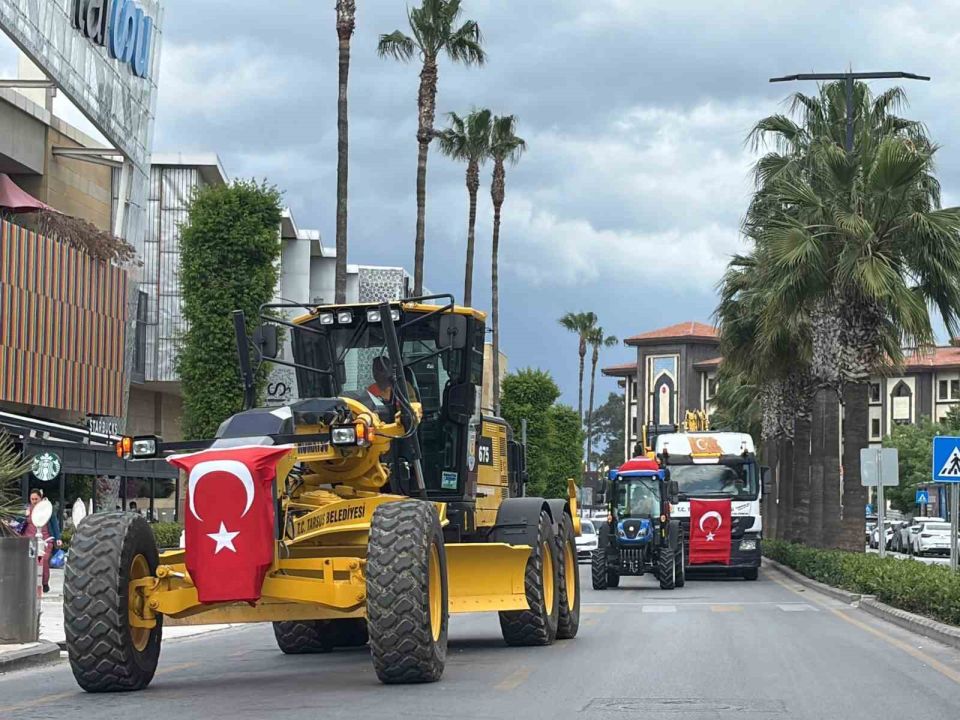 Tarsus Belediyesine yeni hizmet araçları kazandırıldı