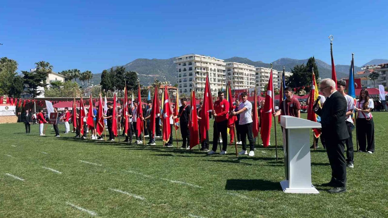 Alanya’da yabancı vatandaşlar da bayram kutlamalarına katıldı