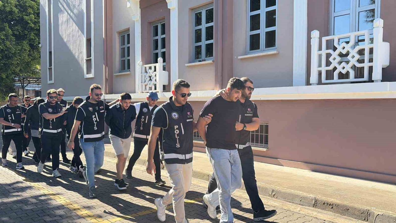 Fethiye Belediye Başkanı Karaca’ya silahlı saldırı soruşturmasında 5 kişi adliyede sevk edildi