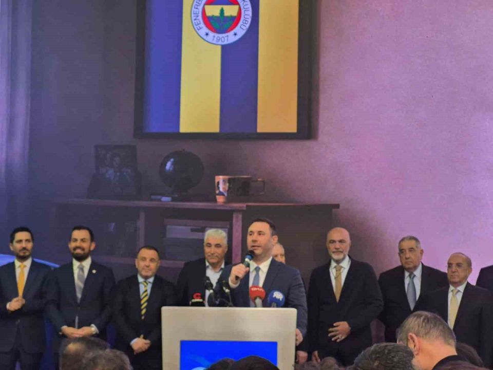 Aziz Yıldırım: "Yeniden en büyük Fenerbahçe dönemi ufukta"