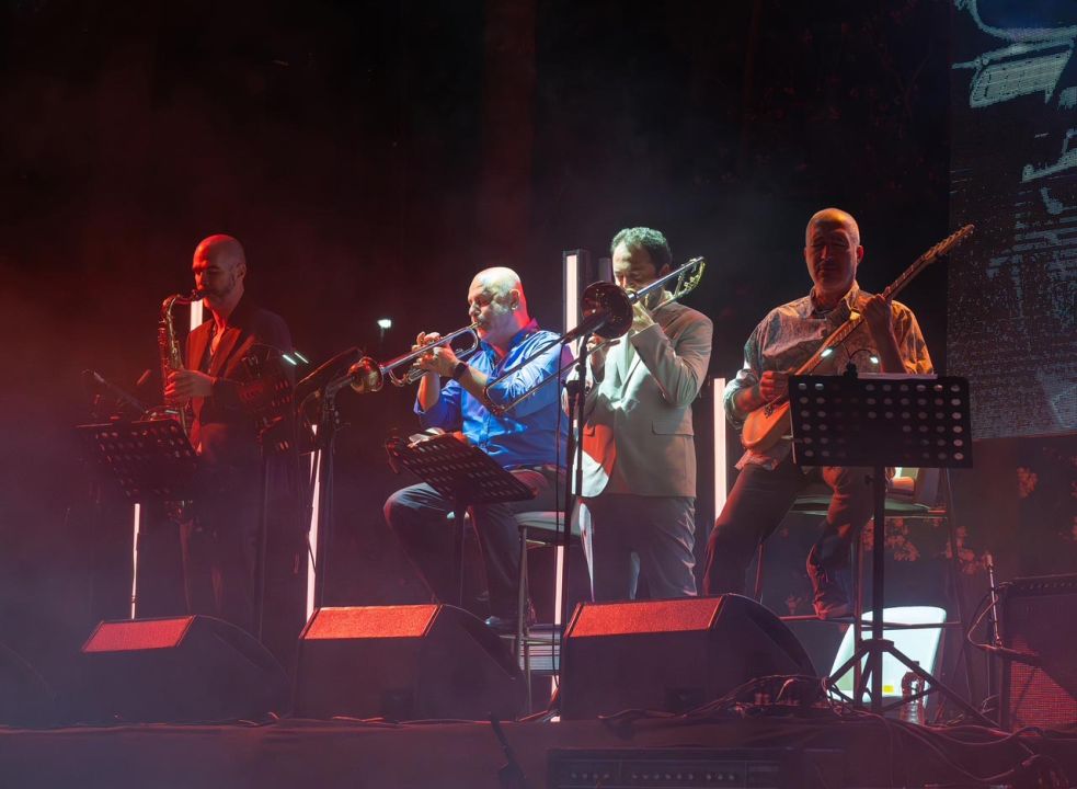 9. Antalya Akra Caz Festivali Kenan Doğulu ile başladı