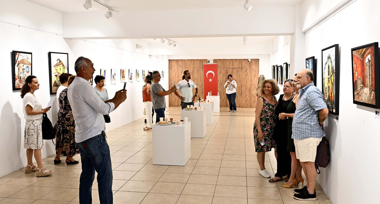 ‘Sessiz Kalan Evler’ sanatseverlerle buluştu