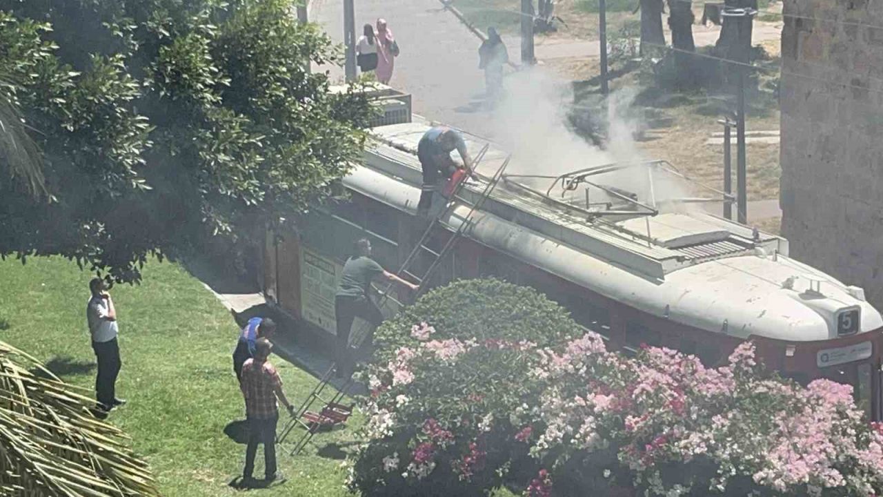 Nostalji tramvayında yangın