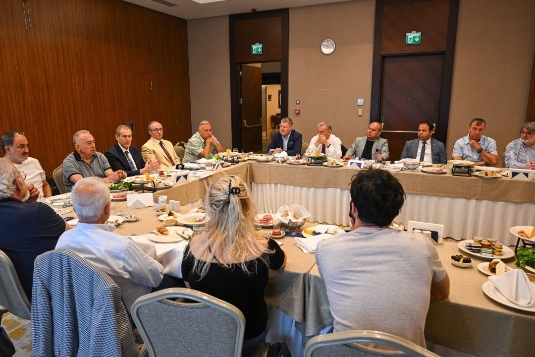 'Kruvaziyer limanı Kaleiçi'ne taşınsın' çağrısı
