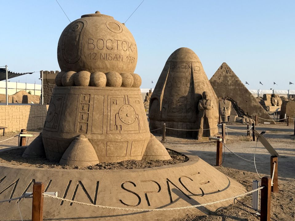 Çocuklar astronotlarla buluşmak için yarışacak