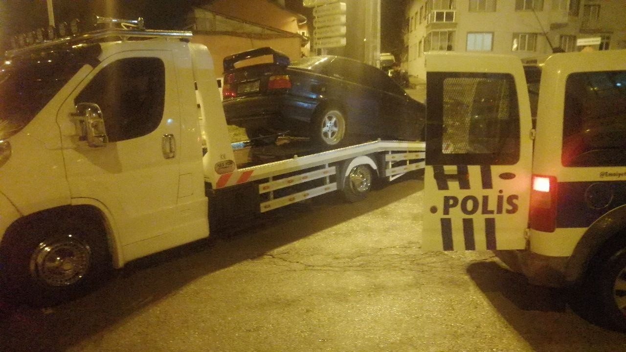 Polisin "Dur" İhtarına Uymadı, Kaçarken Kaza Yaptı