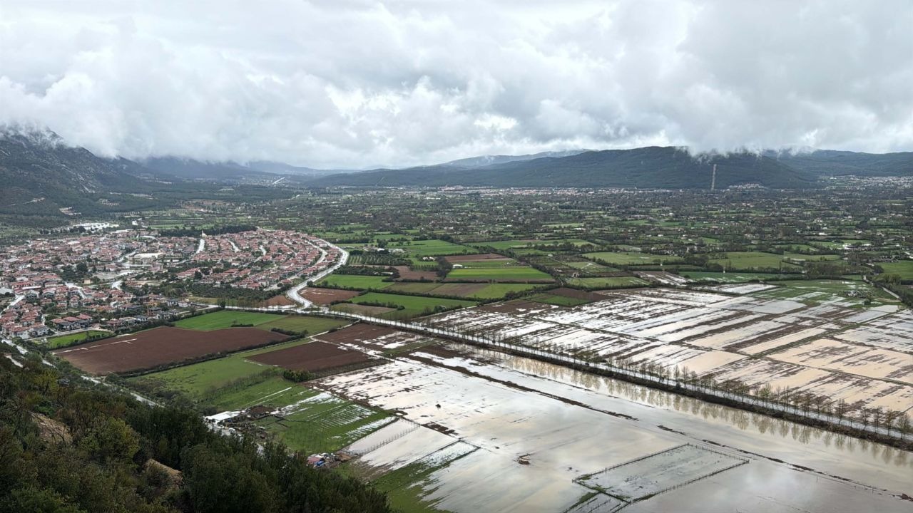 Muğla'da tarım arazileri su altında kaldı
