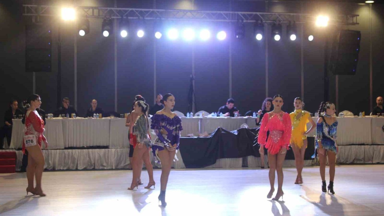 Marmaris’te salsa rüzgarı