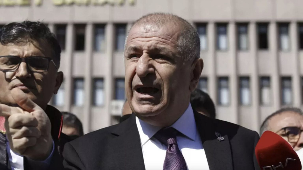 Ümit Özdağ Hastaneye Mi Kaldırıldı!