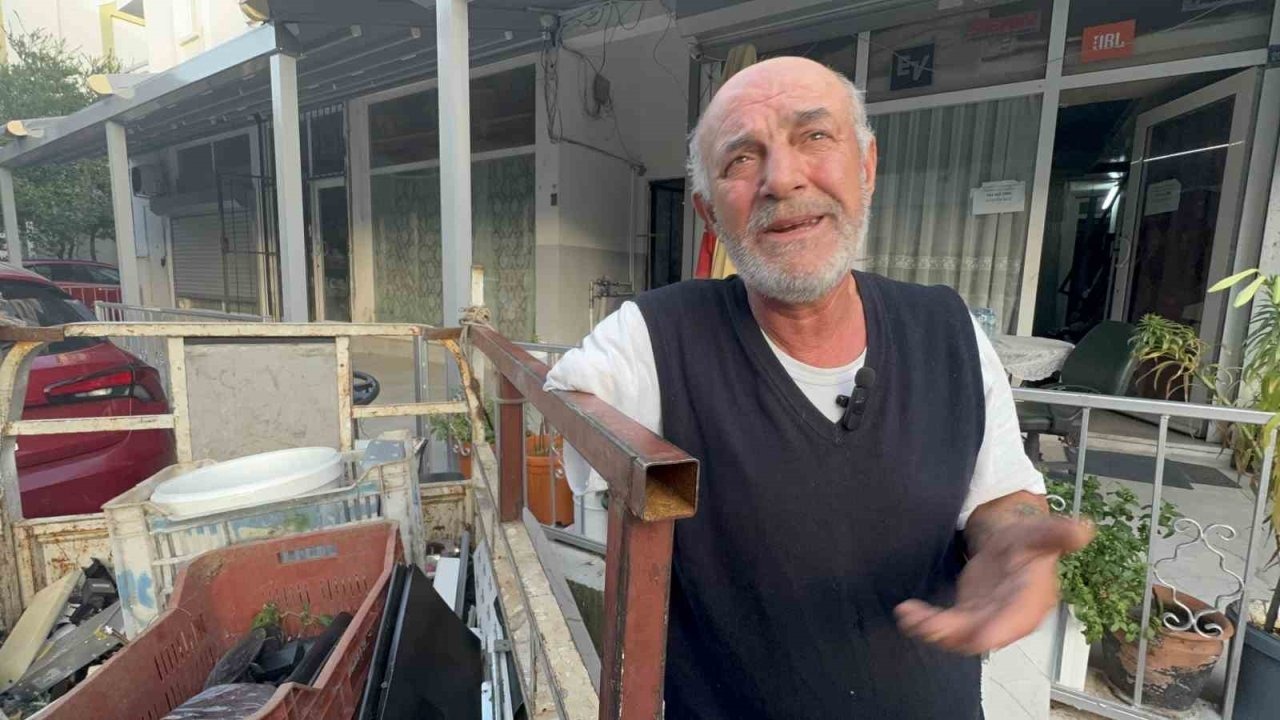Marmaris’te engelli vatandaştan belediyeye tepki: "Ekmek kazanmak istiyorum ama yer vermiyorlar"