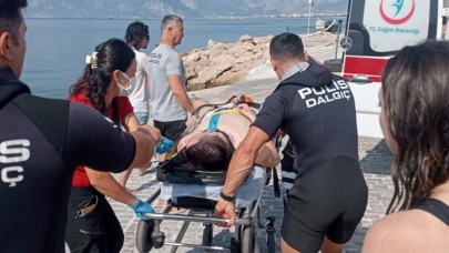 SUP board yaparken denizde fenalaşıp, boğulma tehlikesi geçirdi