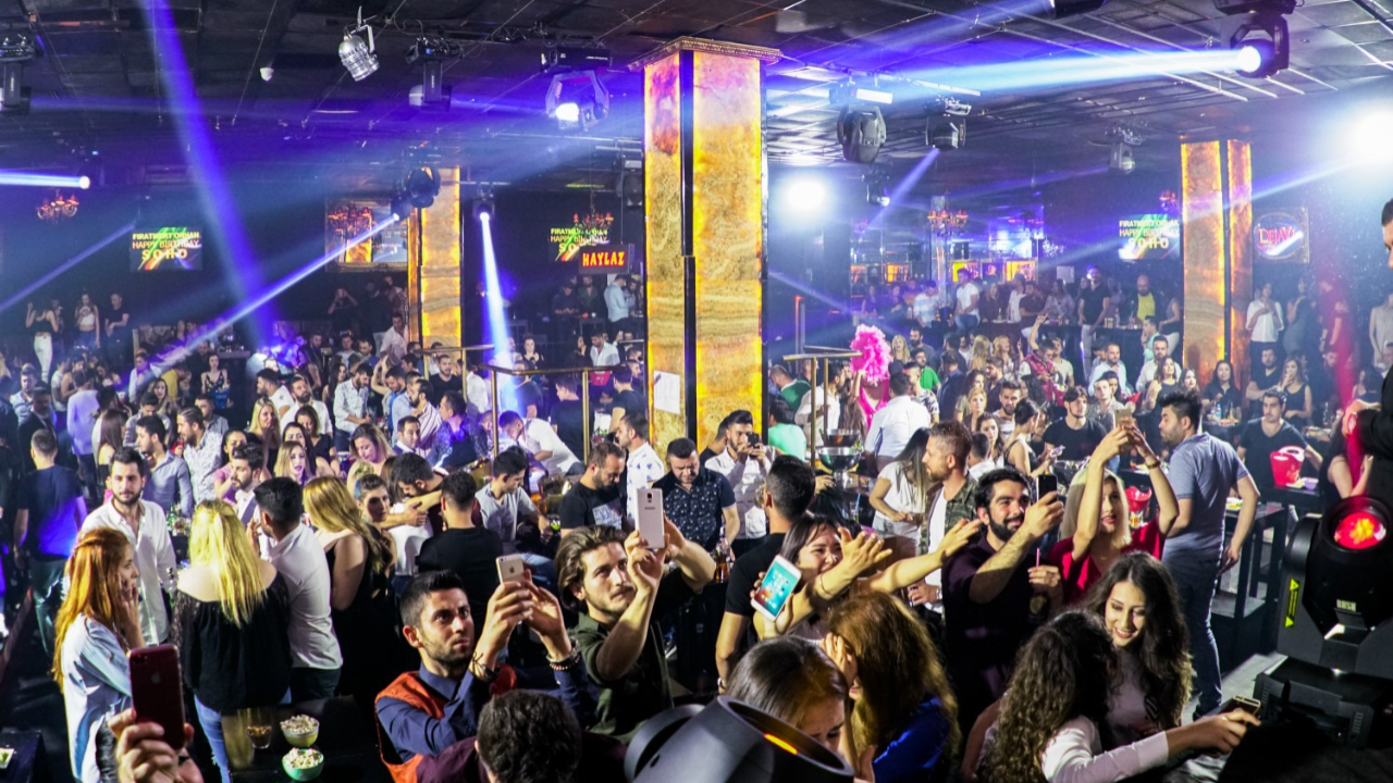 Dans, Müzik ve Eğlence: Antalya’nın En Eğlenceli Mekanları