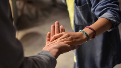 Antalya'da Uyuşturucu Bağımlılığıyla Yıkılan Bir Anne: "Oğlumu Kurtarın!"