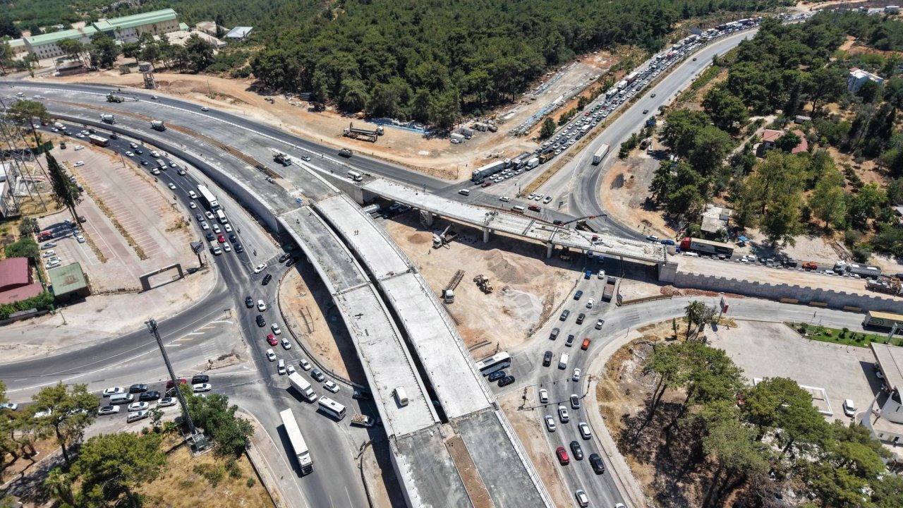 Kepezüstü kavşağı ay sonu açılıyor