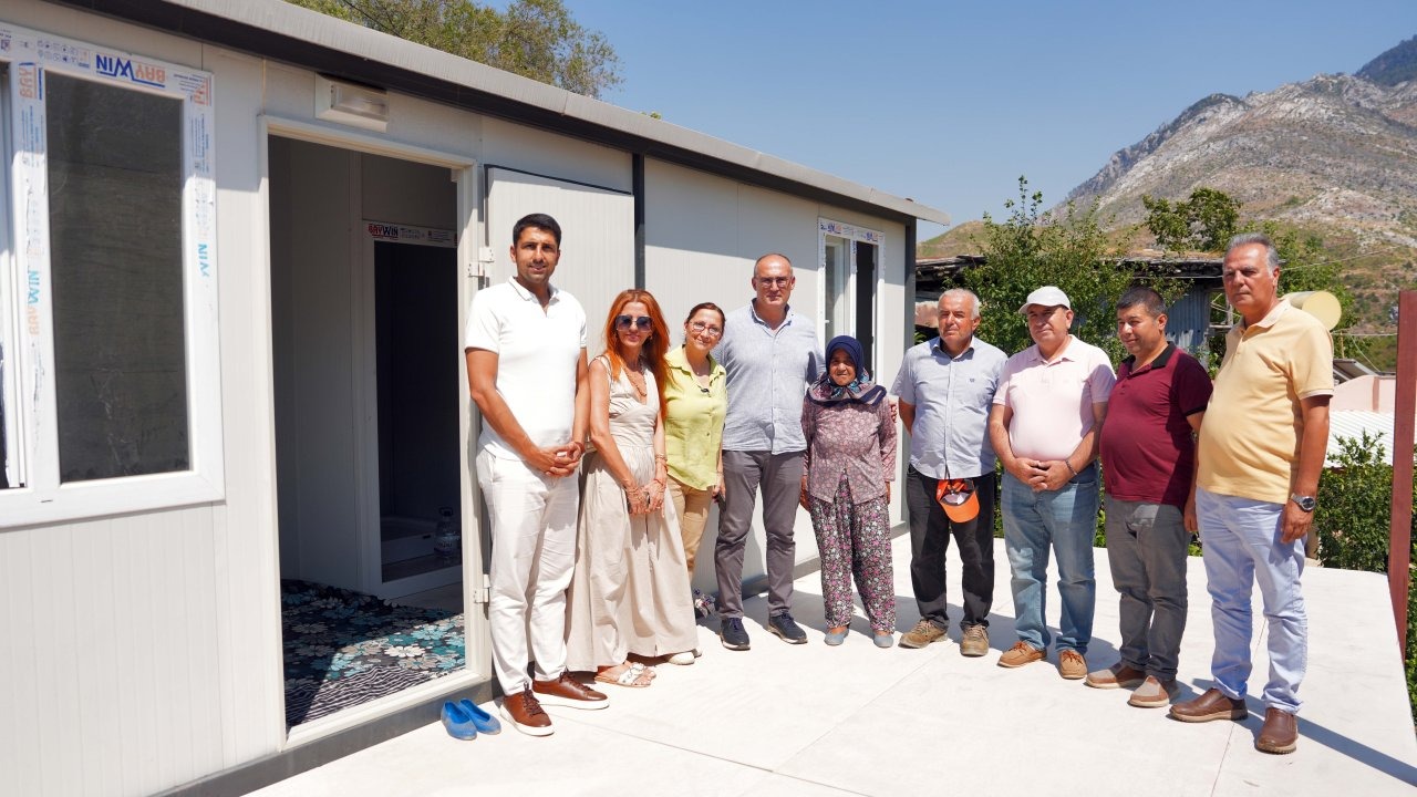 Yeni evine kavuştu