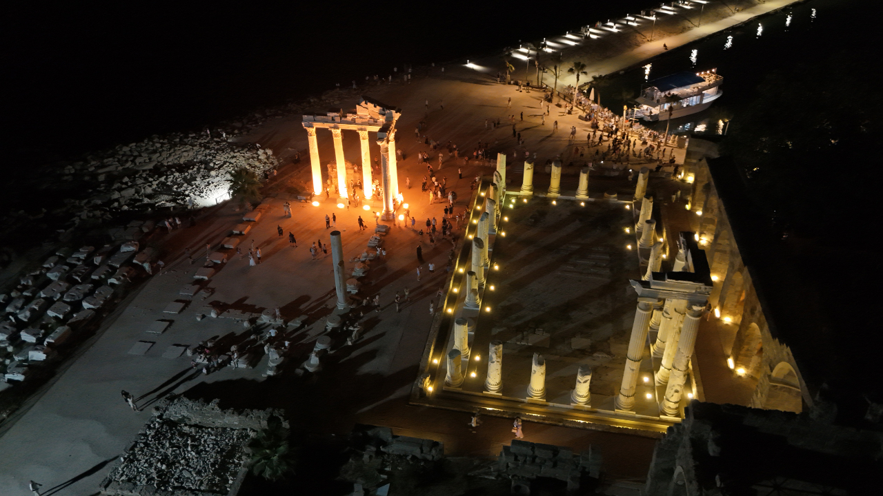 Antalya'nın büyülü kenti! Bu yer turist akınına uğruyor