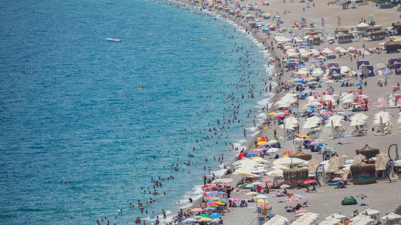 Antalya, dün ülkenin en sıcak yeri oldu