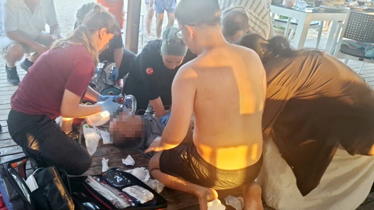 Yemek yerken fenalaşıp hayatını kaybetti
