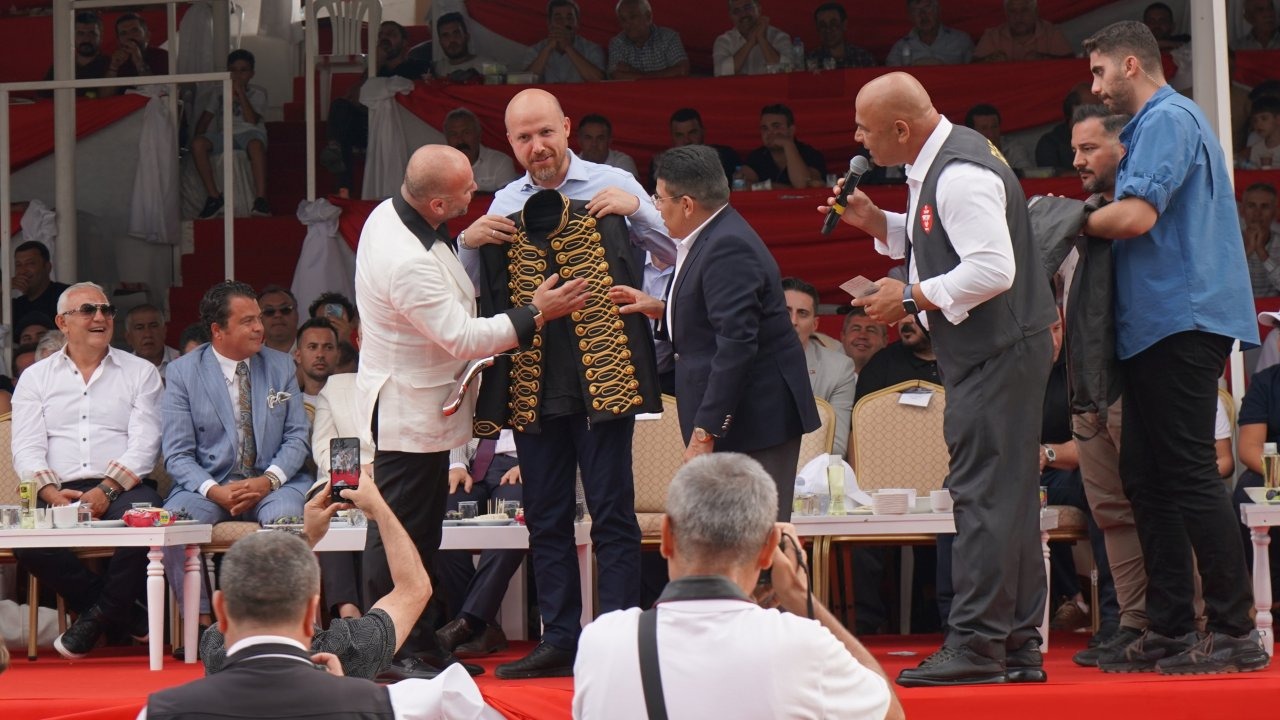 Kırkpınar ağasından, Bilal Erdoğan'a özel dikim ceket